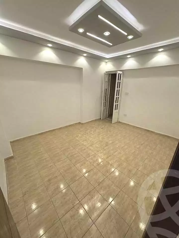 https://aqarmap.com.eg/ar/listing/6466619-for-sale-alexandria-sydy-bshr-sydy-bshr-bhry-shr-mhmwd-l-yswy