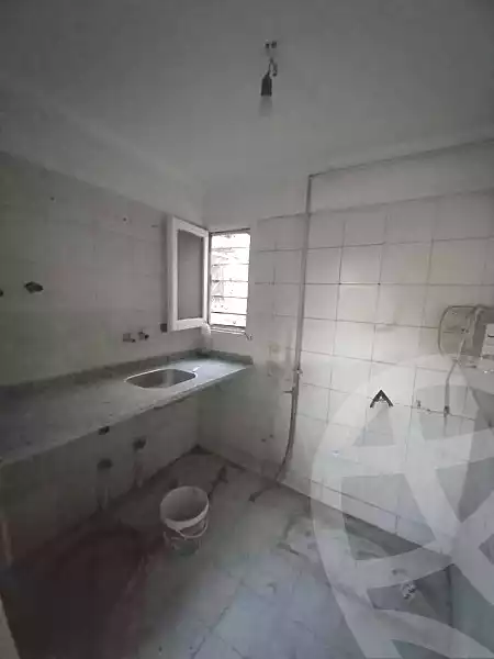 https://aqarmap.com.eg/ar/listing/6468458-for-sale-alexandria-l-jmy-lbytsh-ain-shams-st