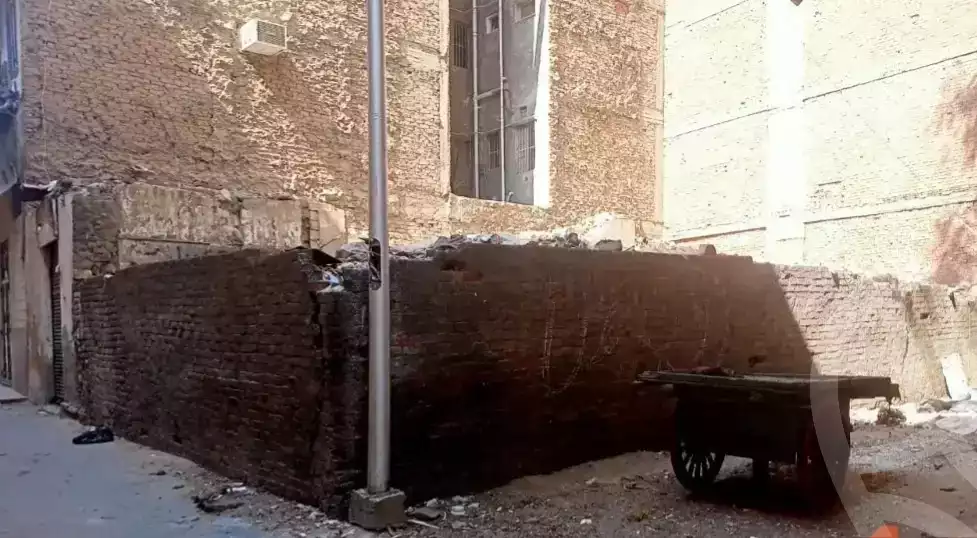 https://aqarmap.com.eg/en/listing/4971487-for-sale-cairo-downtown-bab-el-sheareya