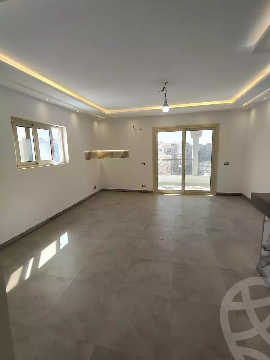 https://aqarmap.com.eg/ar/listing/6475129-for-sale-alexandria-el-asafra-l-sfr-bhry