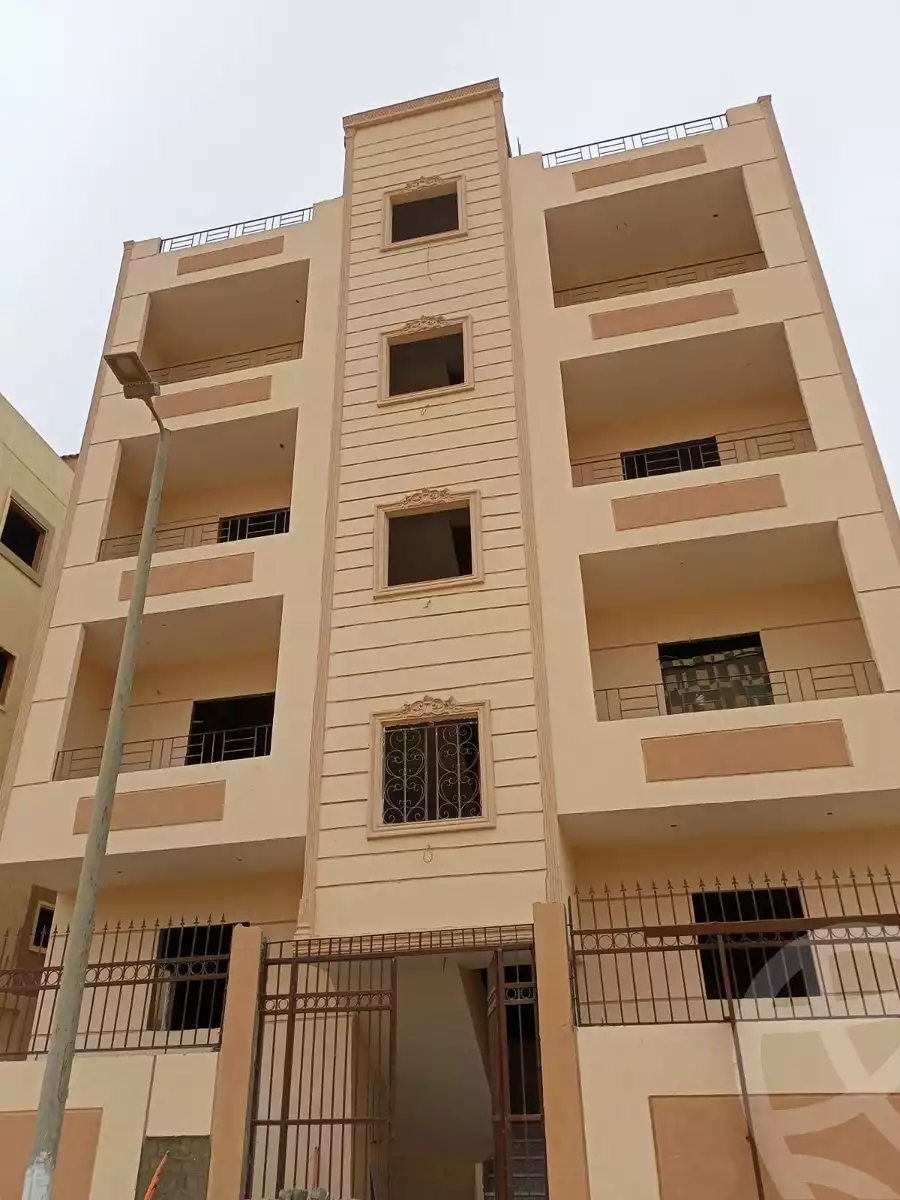 https://aqarmap.com.eg/ar/listing/6477012-for-sale-cairo-badr-city-hai-el-ashgar-featured-neighborhood-bait-el-watan