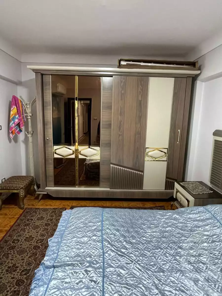 https://aqarmap.com.eg/en/listing/6483046-for-rent-alexandria-cleopatra