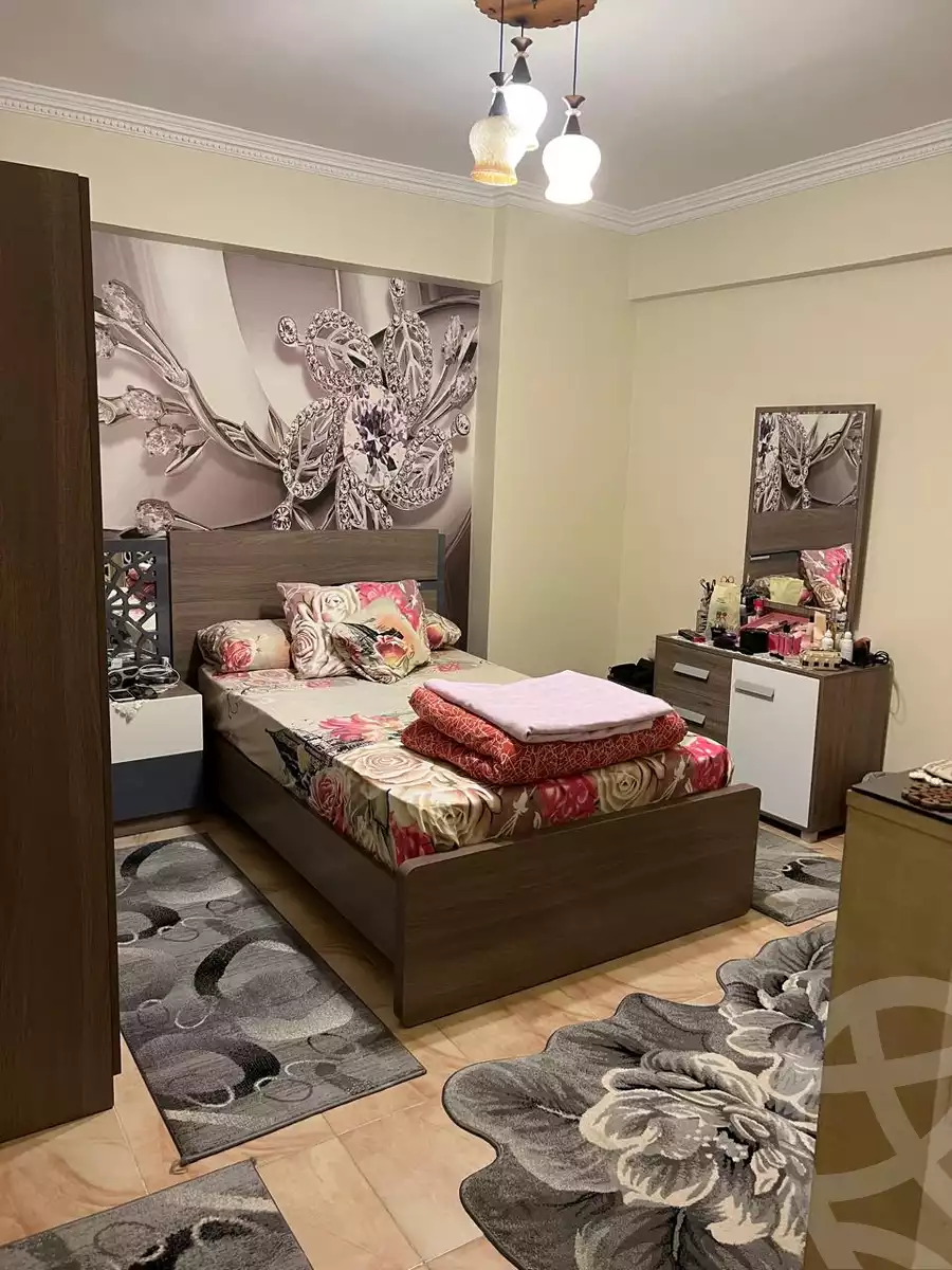 https://aqarmap.com.eg/ar/listing/6483578-for-sale-alexandria-sidi-gaber-shr-sydy-jbr