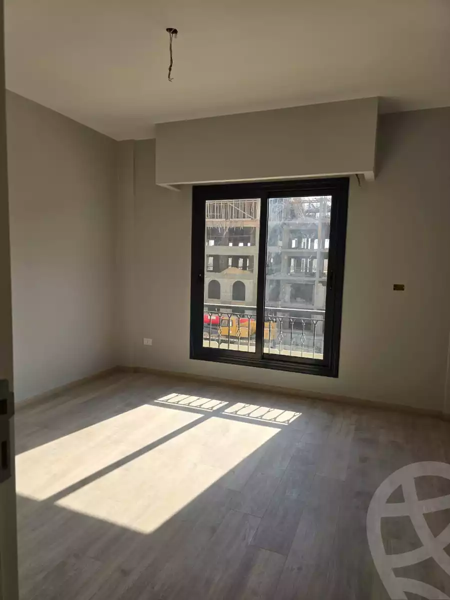 https://aqarmap.com.eg/ar/listing/6506647-for-rent-cairo-el-sheikh-zayed-city-compounds-kmbwnd-fyldj-wyst-dr-llttwyr