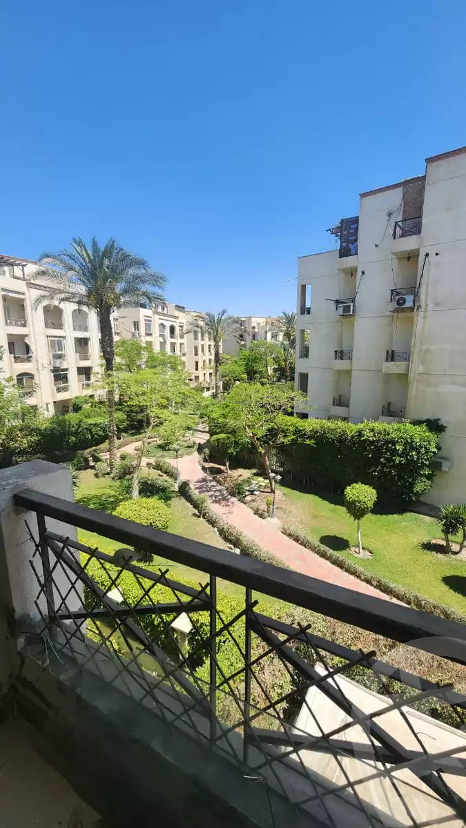 https://aqarmap.com.eg/ar/listing/6484466-for-sale-cairo-el-sheikh-zayed-city-compounds-hadayek-el-mohandiseen