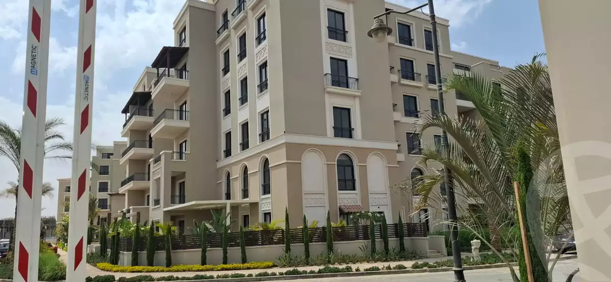 https://aqarmap.com.eg/en/listing/6495961-for-sale-cairo-el-sheikh-zayed-city-compounds-kmbwnd-fyldj-wyst-dr-llttwyr