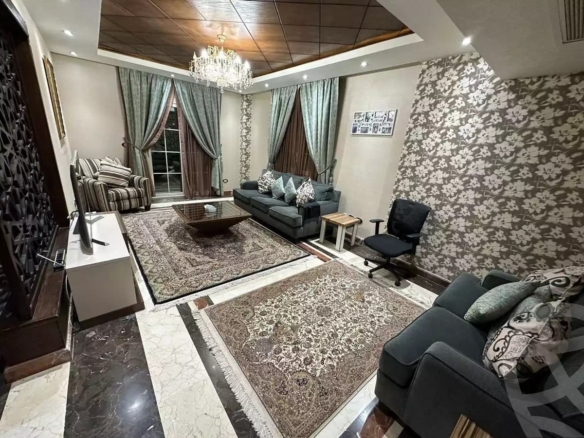 https://aqarmap.com.eg/ar/listing/6500505-for-sale-cairo-el-sheikh-zayed-city-el-hay-elsabeaa-lbstn