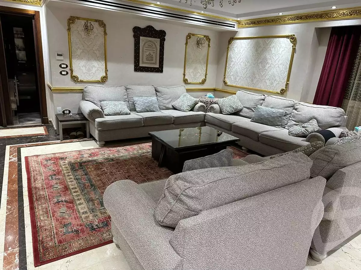 https://aqarmap.com.eg/ar/listing/6500505-for-sale-cairo-el-sheikh-zayed-city-el-hay-elsabeaa-lbstn