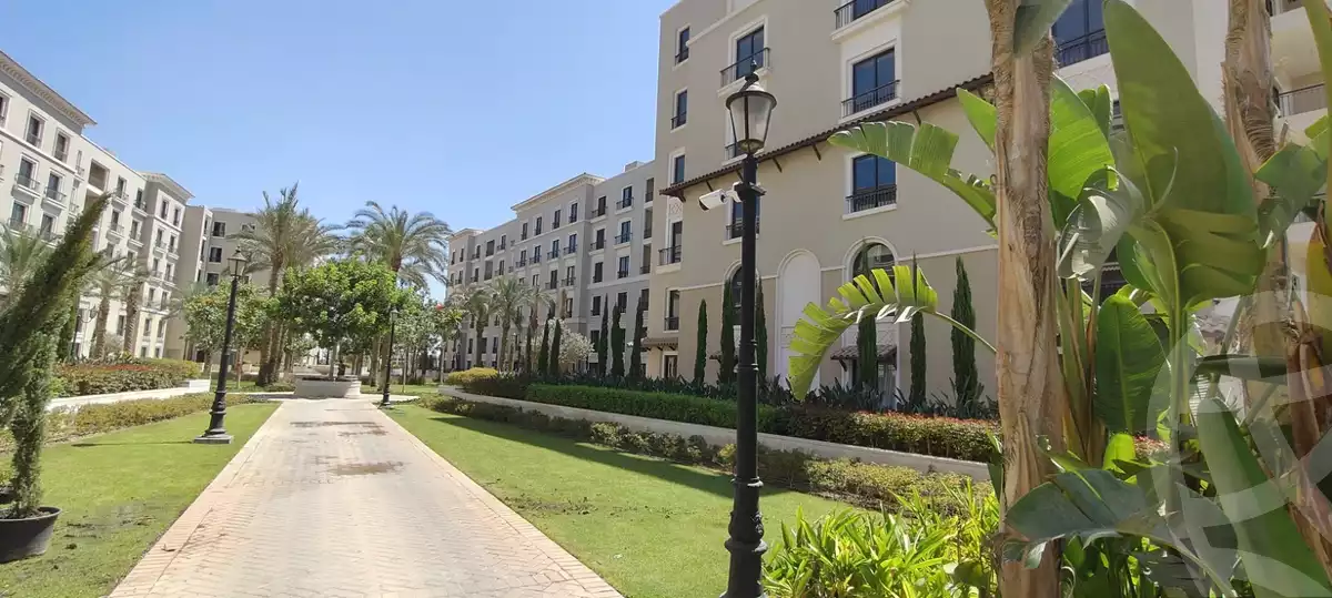 https://aqarmap.com.eg/en/listing/6501246-for-sale-cairo-el-sheikh-zayed-city-compounds-kmbwnd-fyldj-wyst-dr-llttwyr