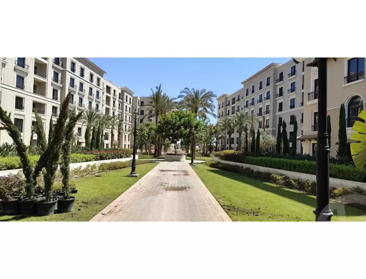 https://aqarmap.com.eg/en/listing/6503459-for-sale-cairo-el-sheikh-zayed-city-compounds-kmbwnd-fyldj-wyst-dr-llttwyr
