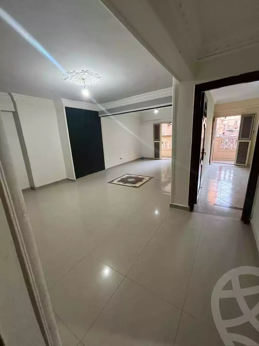 https://aqarmap.com.eg/en/listing/6504399-for-sale-alexandria-bahray-el-anfoshy-saqr-basha-st