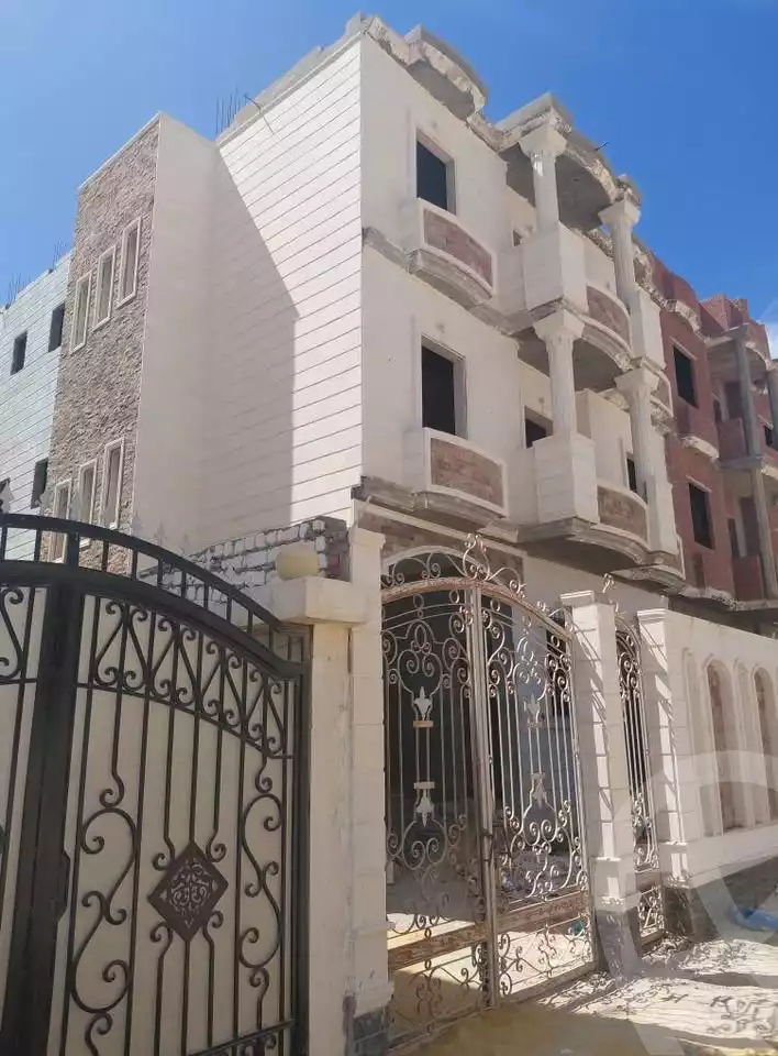 https://aqarmap.com.eg/ar/listing/6507349-for-sale-alexandria-brj-l-rb-ljdyd-lhy-lthlth