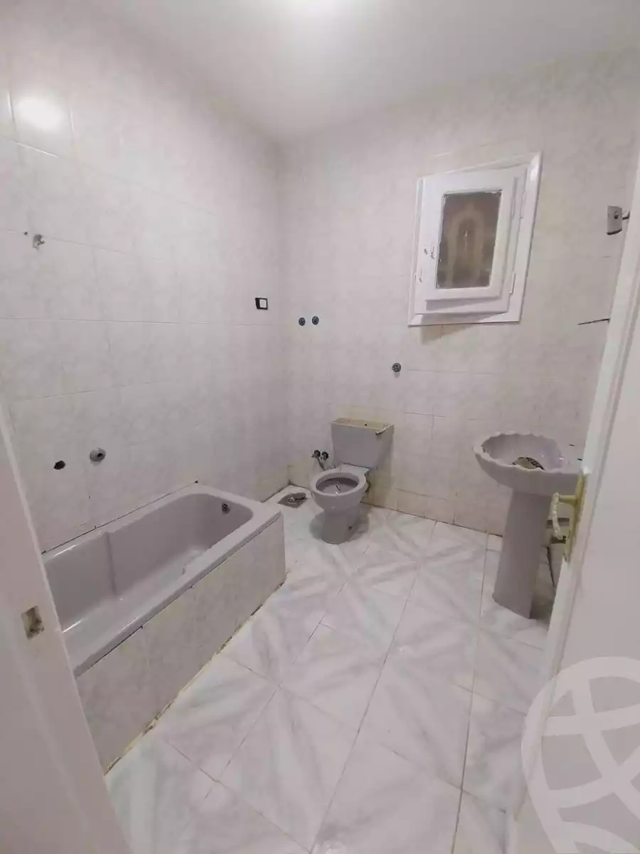 https://aqarmap.com.eg/en/listing/6507894-for-sale-alexandria-l-jmy-shataa-el-nakheel-street-10