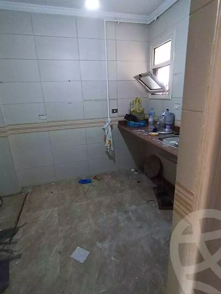 https://aqarmap.com.eg/ar/listing/6508688-for-rent-alexandria-ganaklis-shr-mrtdy-bsh