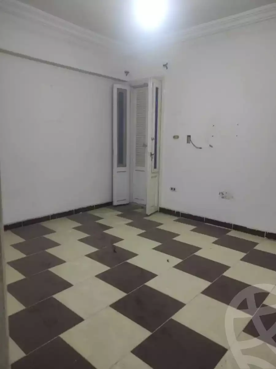 https://aqarmap.com.eg/en/listing/6509266-for-rent-alexandria-lsywf-el-falki