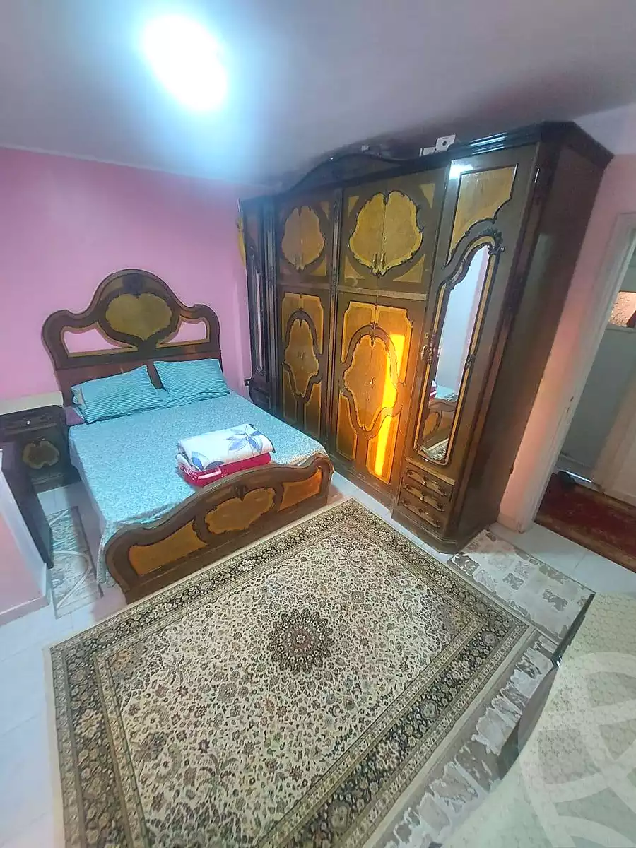 https://aqarmap.com.eg/ar/listing/6510694-for-sale-cairo-helwan-ahmed-enci-st