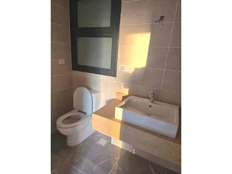 https://aqarmap.com.eg/en/listing/6517815-for-sale-cairo-el-sheikh-zayed-city-compounds-kmbwnd-fyldj-wyst-dr-llttwyr