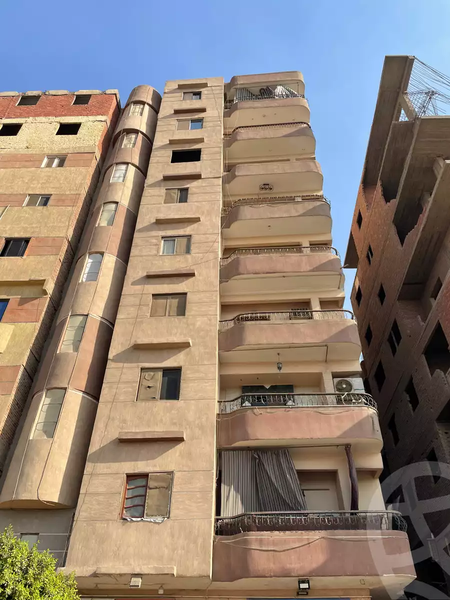 https://aqarmap.com.eg/ar/listing/6518109-for-sale-cairo-madinat-el-salam-100-st