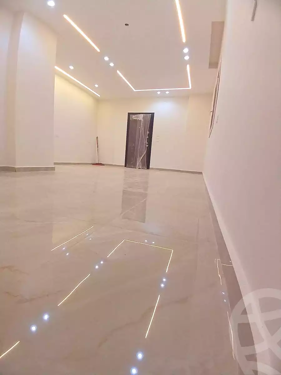 https://aqarmap.com.eg/en/listing/6519141-for-sale-cairo-6th-of-october-el-ahyaa-neighborhood-4th-district-no-7