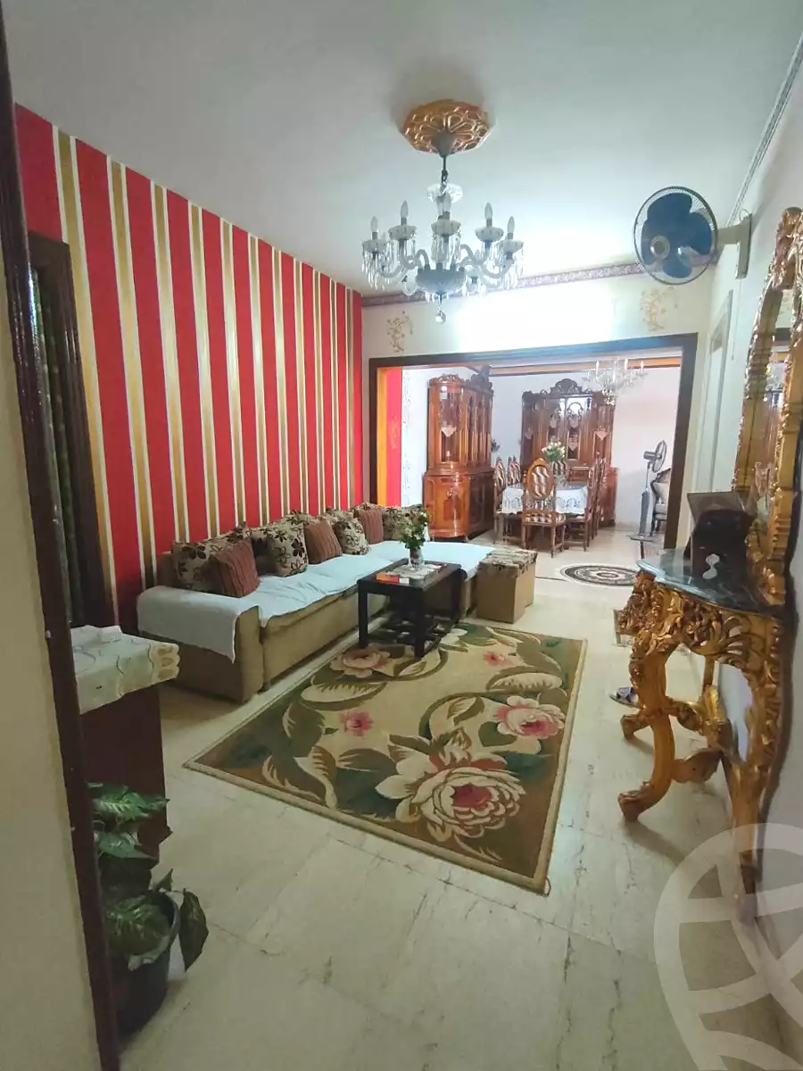 https://aqarmap.com.eg/en/listing/6520379-for-sale-cairo-el-sheikh-zayed-city-compounds-zayed-2000