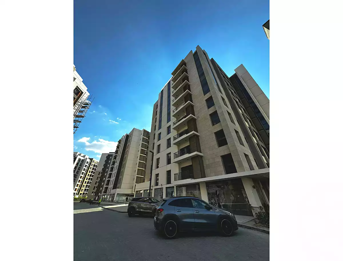https://aqarmap.com.eg/en/listing/6521508-for-sale-cairo-el-sheikh-zayed-city-compounds-zyd-wr-llttwyr-z-tower