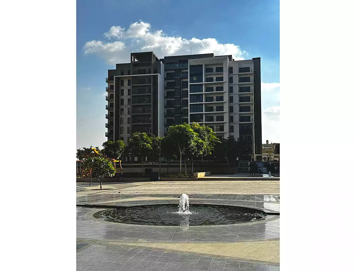 https://aqarmap.com.eg/en/listing/6521610-for-sale-cairo-el-sheikh-zayed-city-compounds-zyd-wr-llttwyr-z-tower