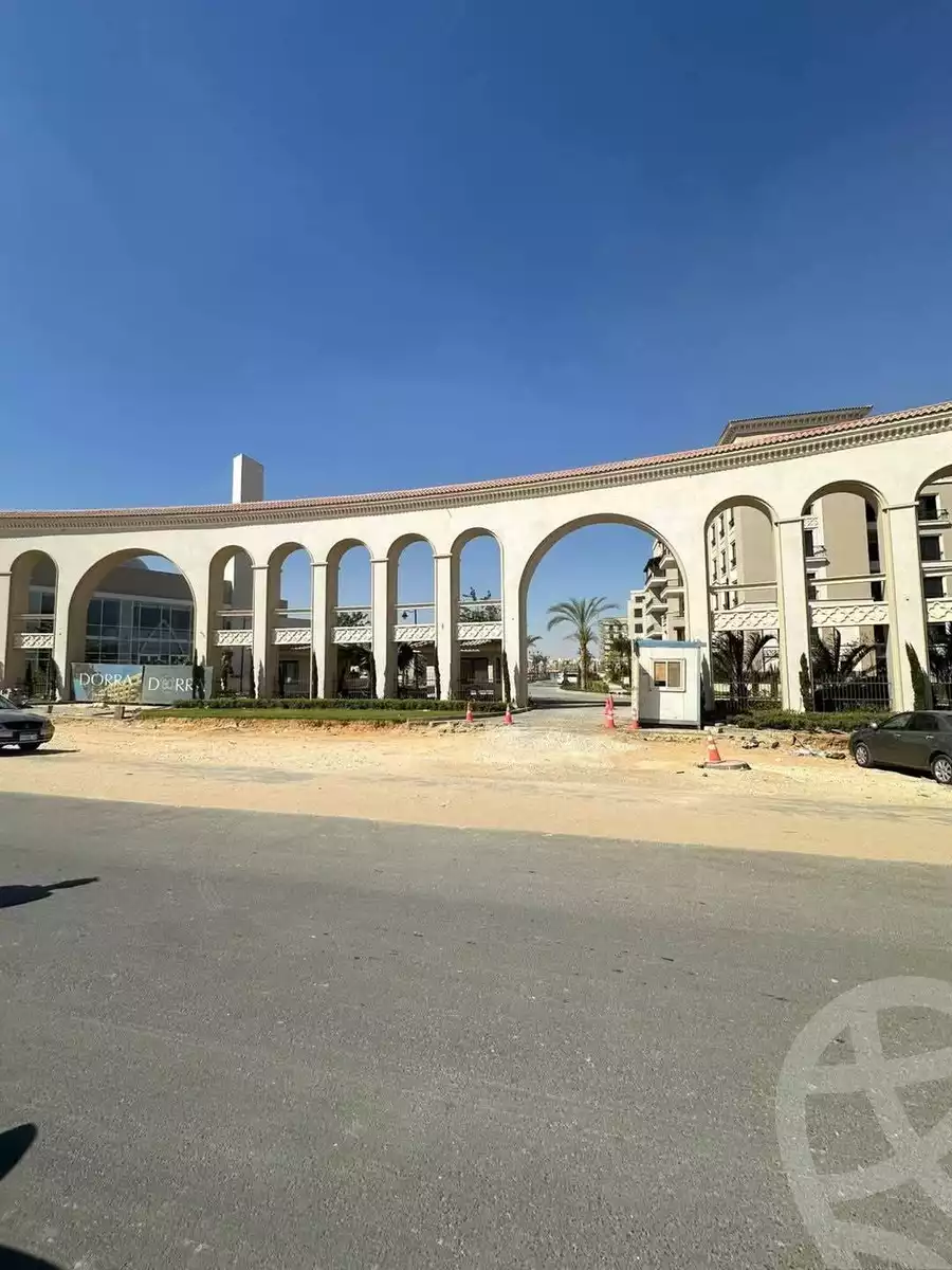 https://aqarmap.com.eg/en/listing/6521903-for-sale-cairo-el-sheikh-zayed-city-compounds-kmbwnd-fyldj-wyst-dr-llttwyr