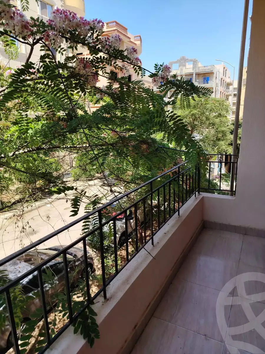 https://aqarmap.com.eg/en/listing/6524691-for-sale-cairo-el-sheikh-zayed-city-el-hay-el-hady-ashaer