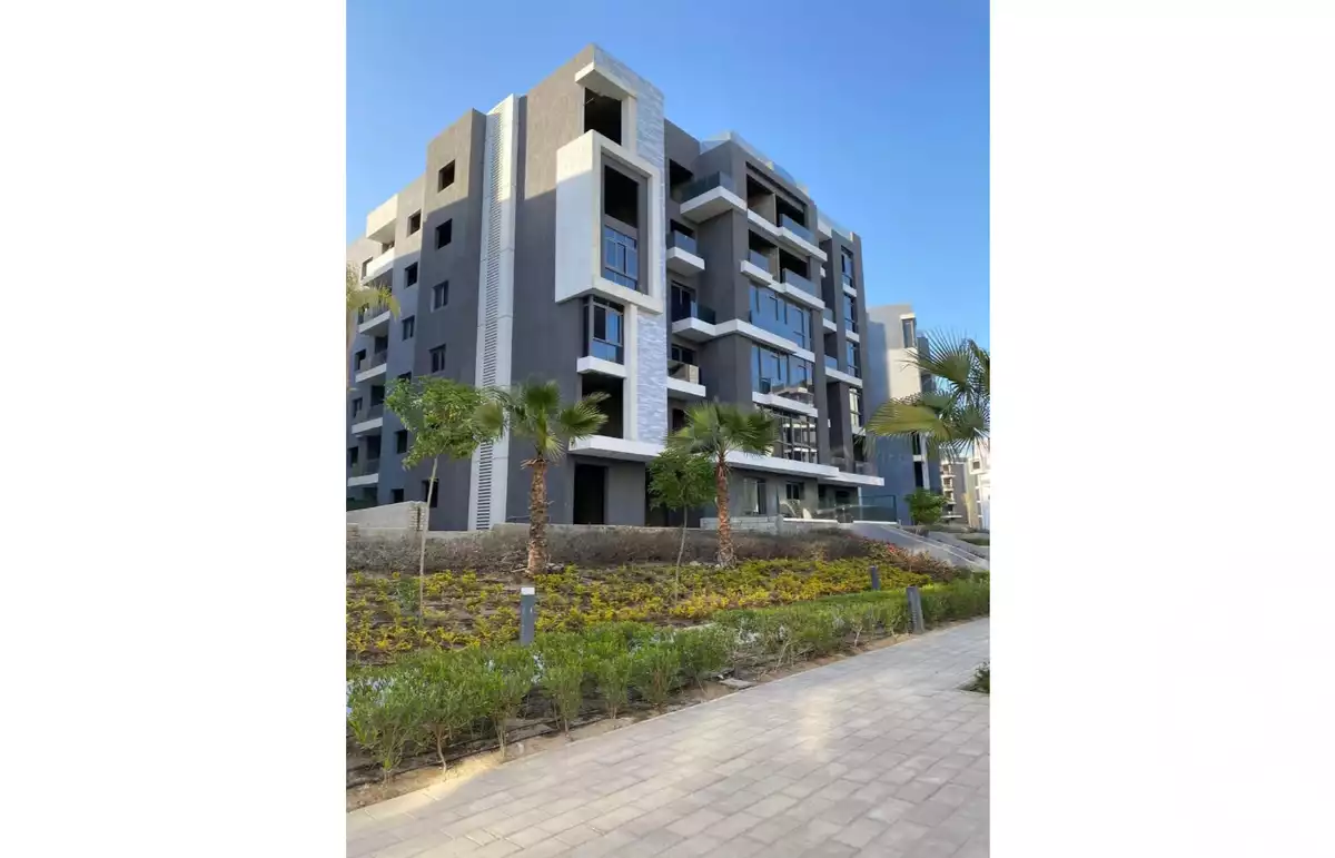 https://aqarmap.com.eg/ar/listing/6525486-for-sale-cairo-6th-of-october-hadaeq-october-kmbwnd-fy-hdyq-ktwbr-sun-capital