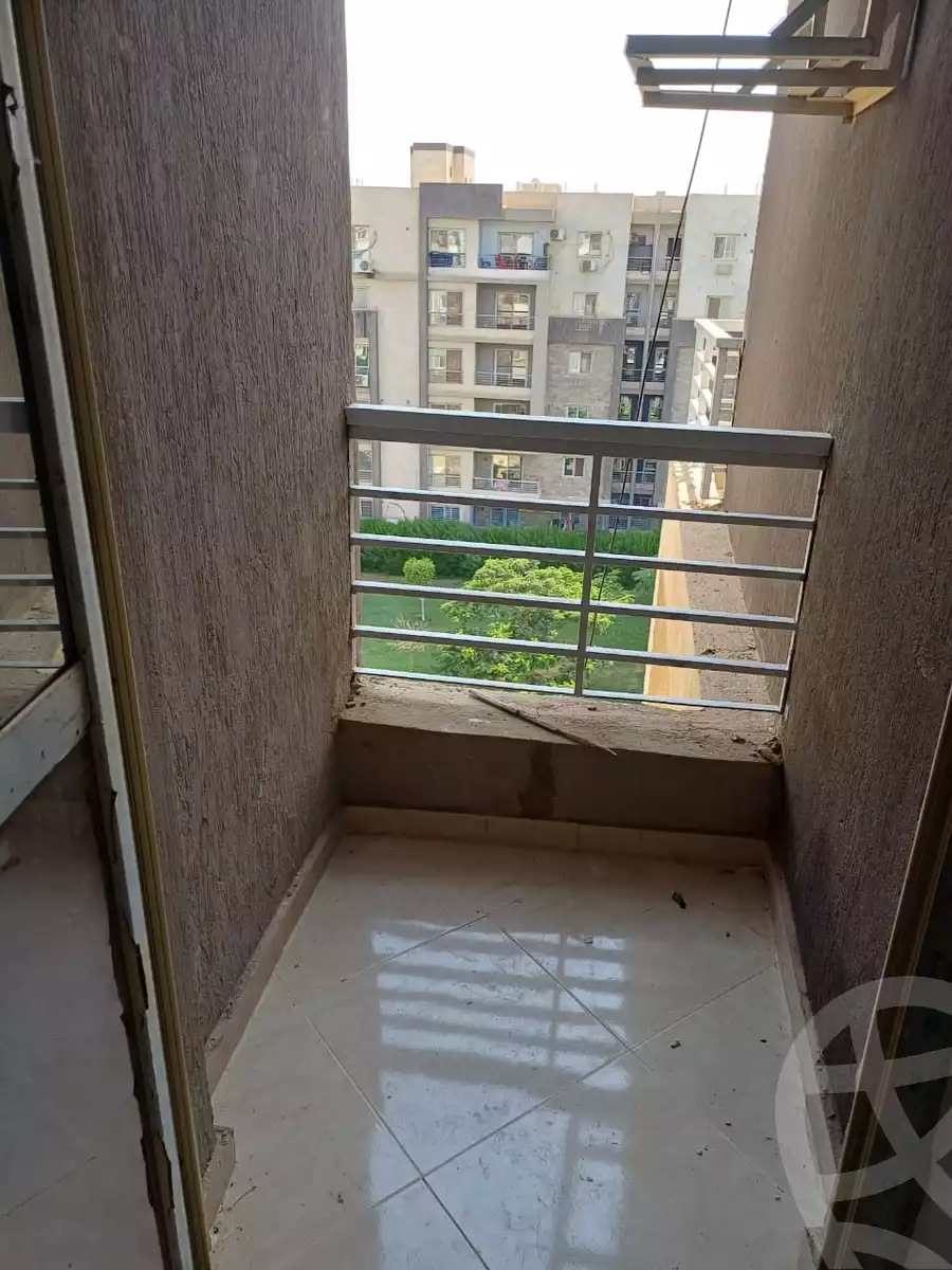 https://aqarmap.com.eg/en/listing/6526074-for-sale-cairo-el-sheikh-zayed-city-compounds-dr-msr