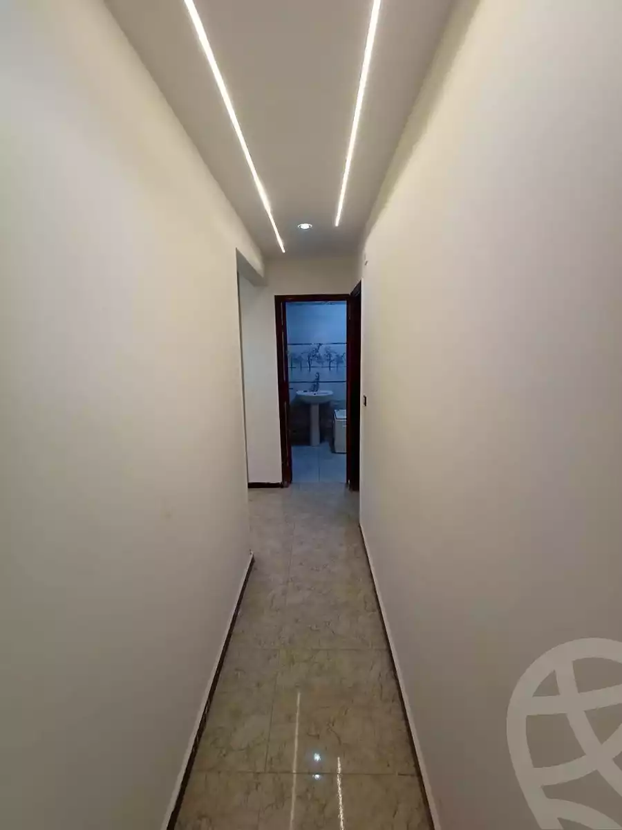 https://aqarmap.com.eg/ar/listing/6528107-for-sale-cairo-helwan-mohamed-sayed-ahmed-st
