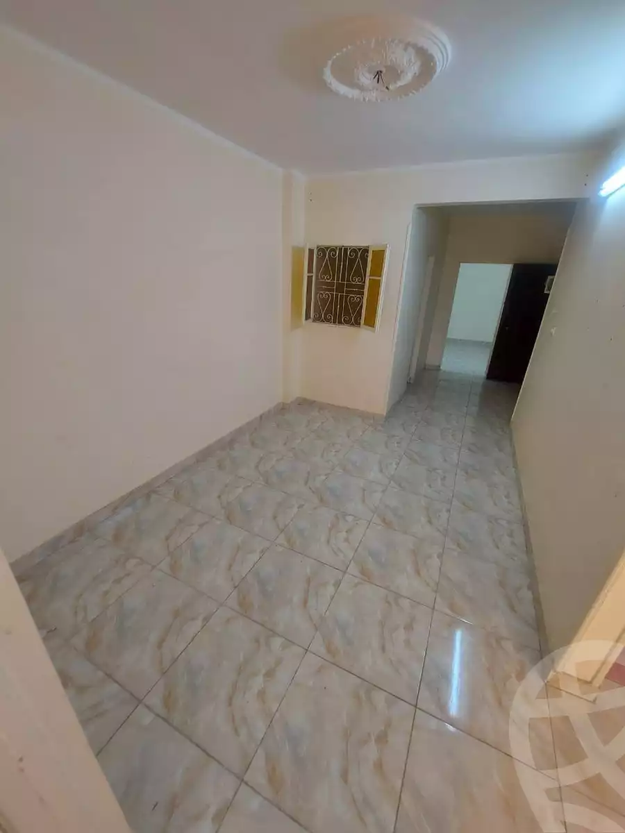 https://aqarmap.com.eg/ar/listing/6528115-for-sale-cairo-helwan-helwan-el-sharkeya-ryad-pasha-st