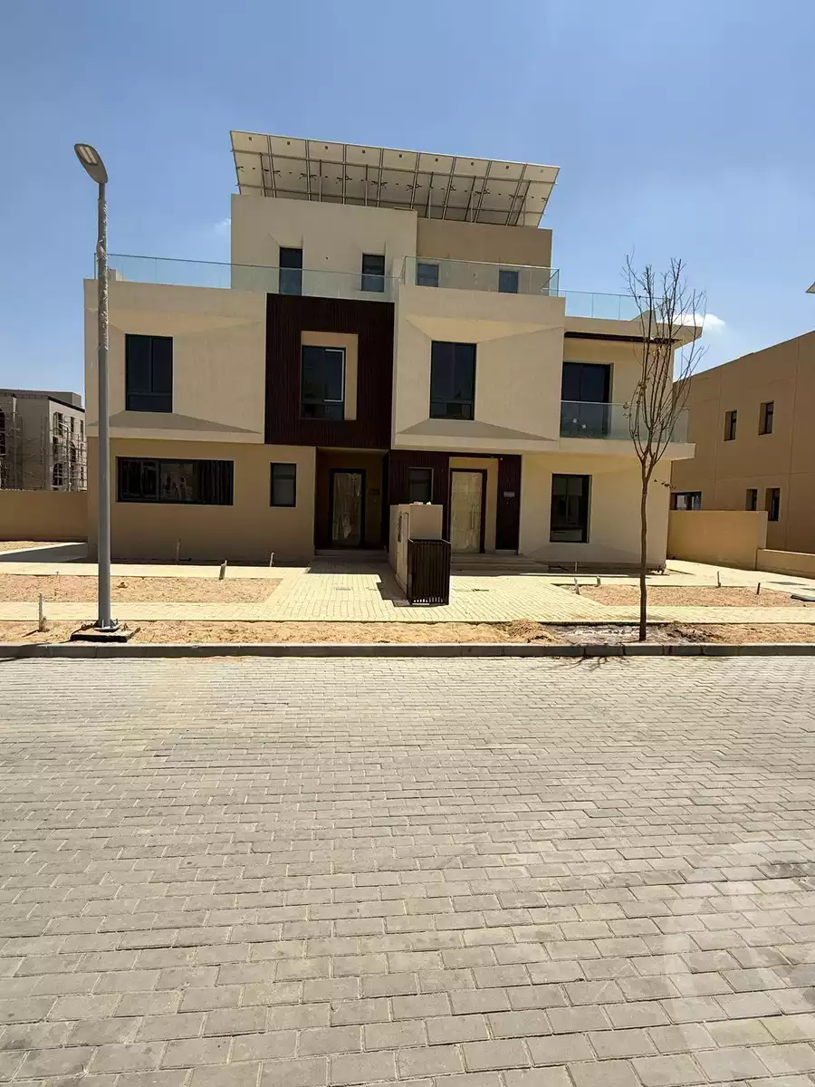 https://aqarmap.com.eg/en/listing/6529643-for-sale-cairo-el-sheikh-zayed-city-lshykh-zyd-ljdyd-karmell-compound-sodic