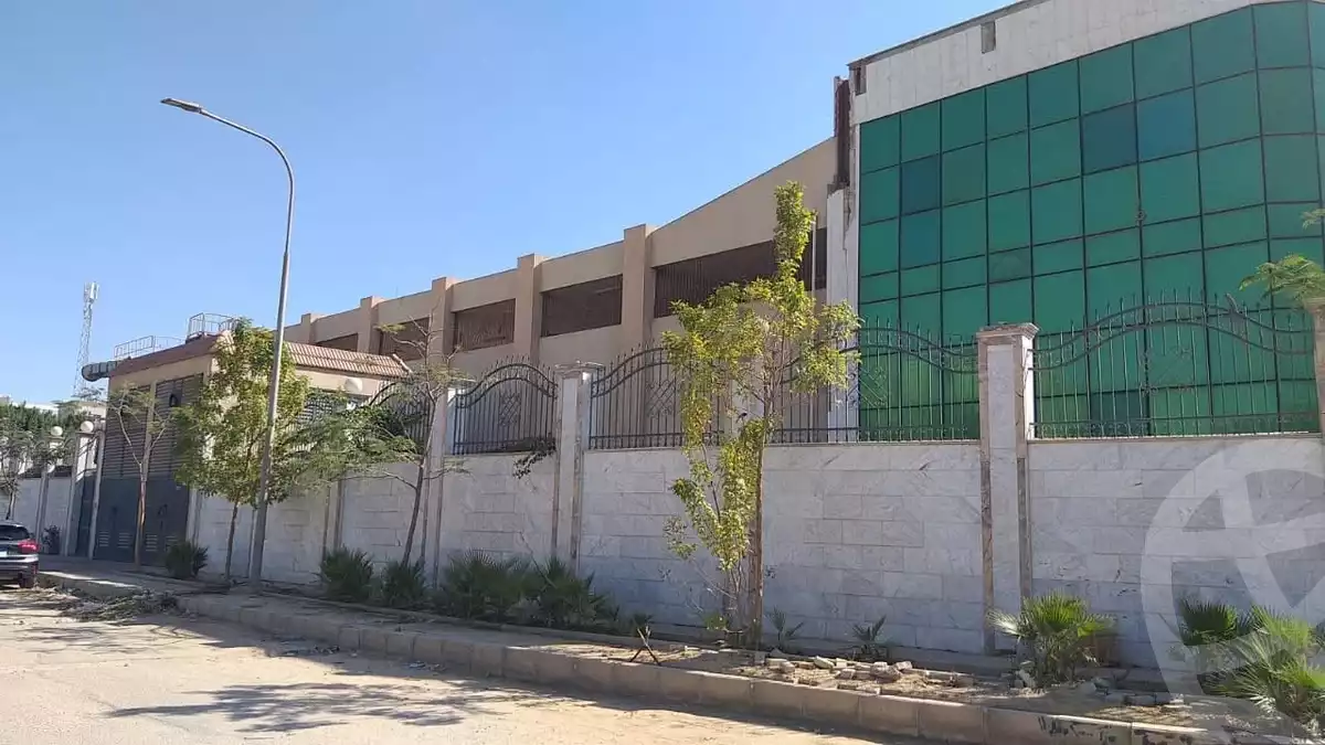 https://aqarmap.com.eg/ar/listing/6530817-for-sale-cairo-al-oubour-compounds-quest-commercial-city-alashraf