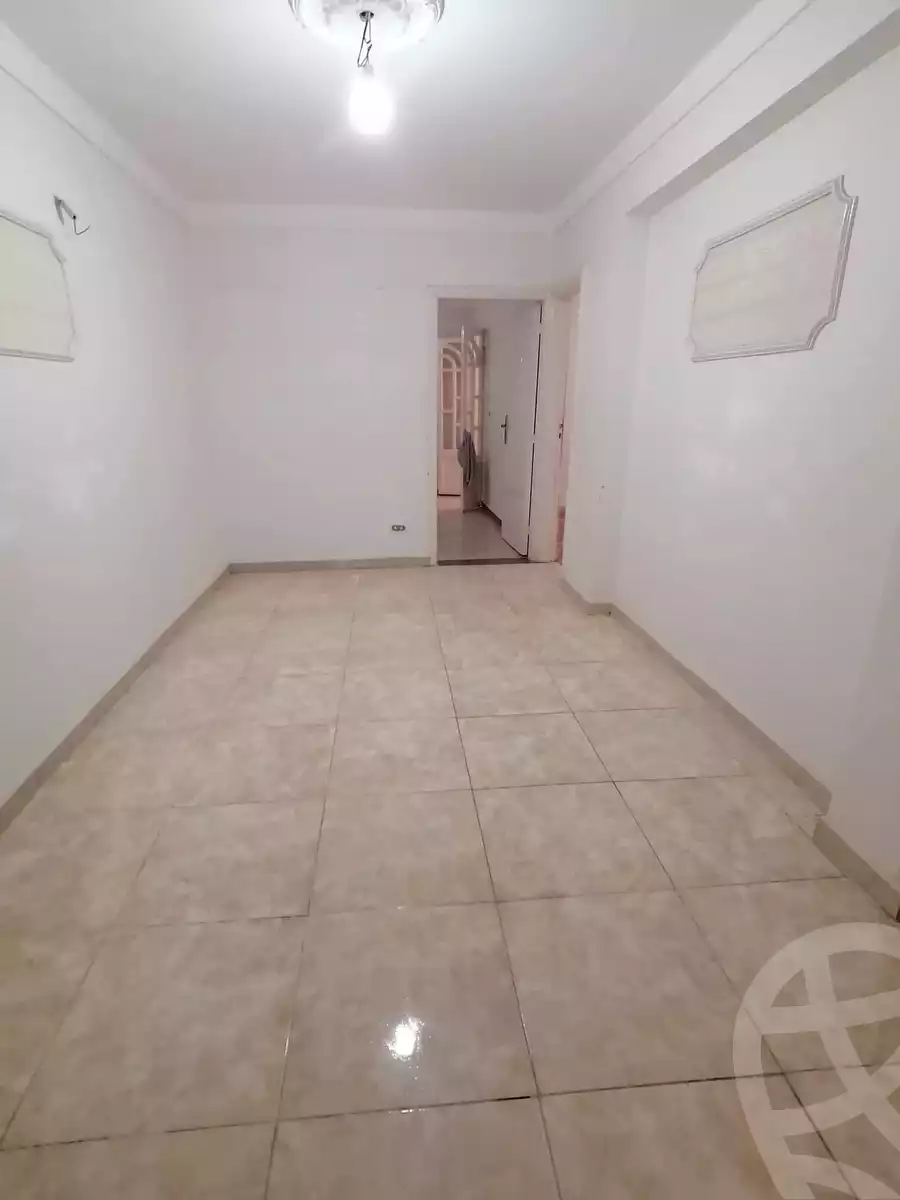 https://aqarmap.com.eg/en/listing/6531095-for-sale-alexandria-el-mandara-alex-el-mandara-bahri
