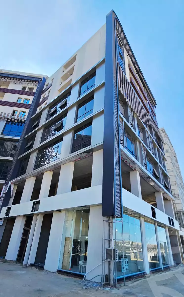 https://aqarmap.com.eg/en/listing/6533629-for-sale-alexandria-sawary-compounds-selene-gate-mall-tabark