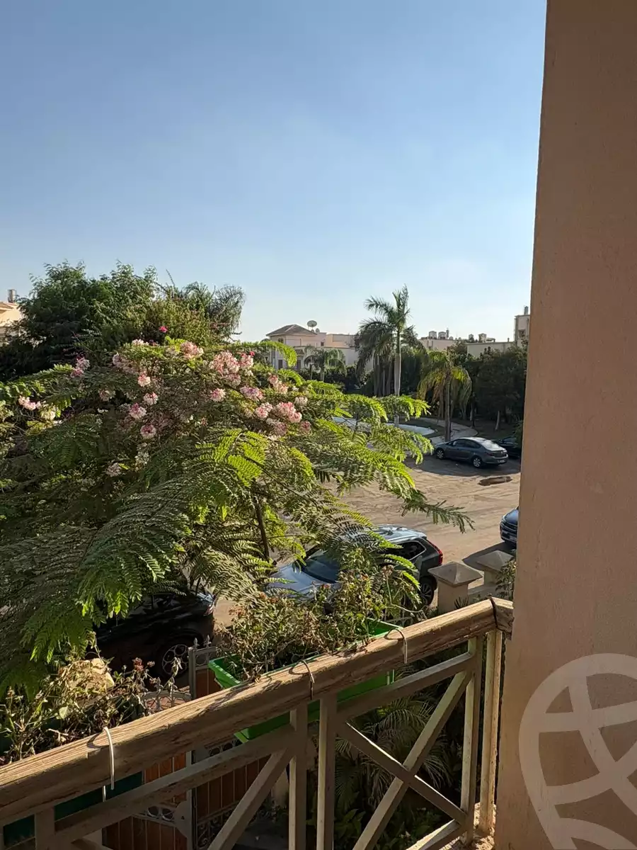 https://aqarmap.com.eg/en/listing/6535081-for-sale-cairo-el-sheikh-zayed-city-compounds-greens