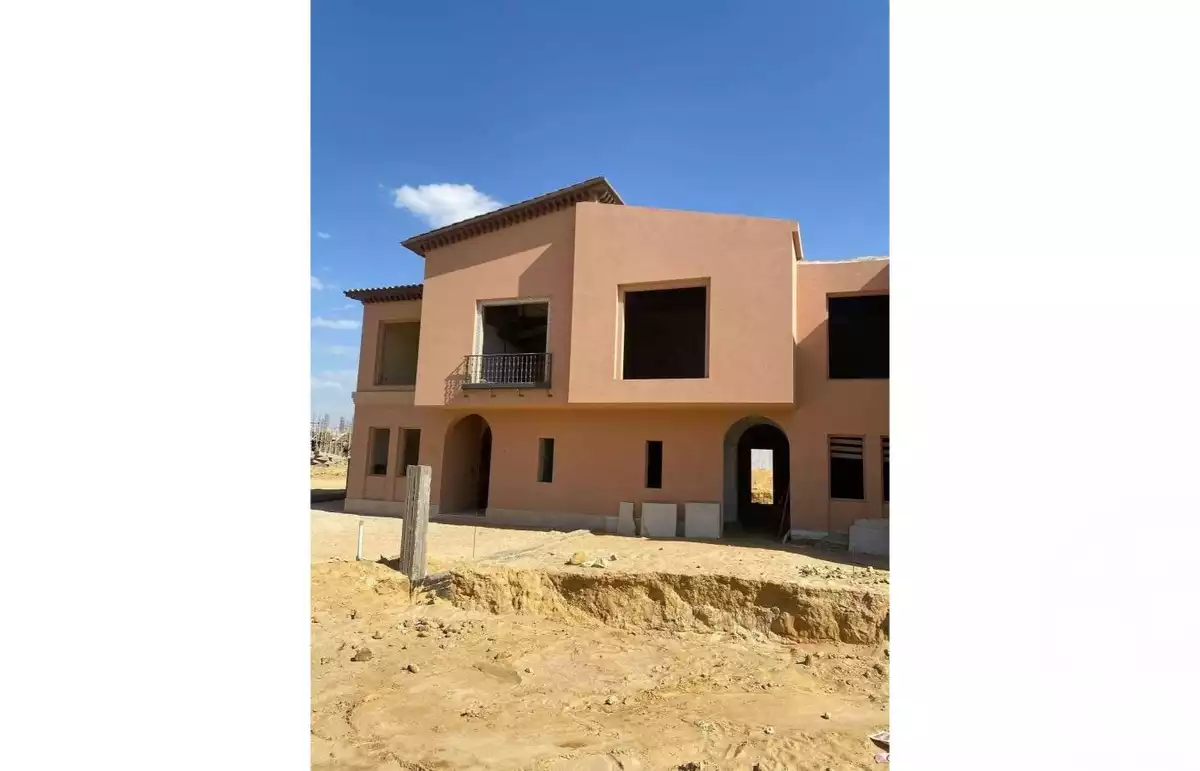 https://aqarmap.com.eg/en/listing/6536206-for-sale-cairo-el-sheikh-zayed-city-compounds-kmbwnd-fyldj-wyst-dr-llttwyr