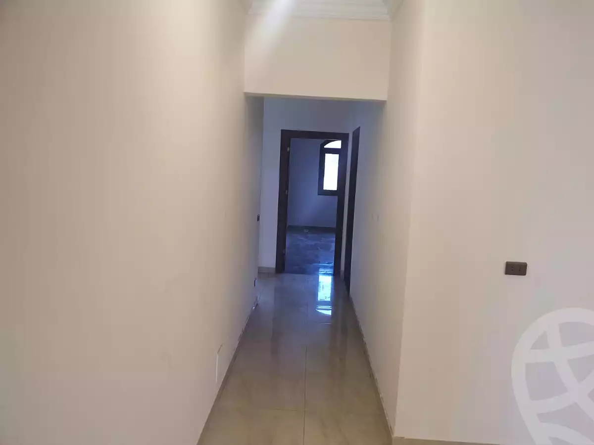 https://aqarmap.com.eg/ar/listing/6537758-for-rent-cairo-new-cairo-ganob-el-akadamiya-south-academy-a-zaid-ebn-haretha-st