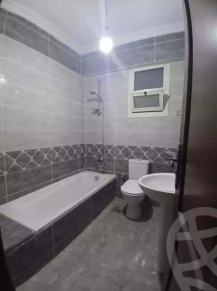 https://aqarmap.com.eg/en/listing/6539404-for-rent-alexandria-lsywf-mostafa-kamel-st