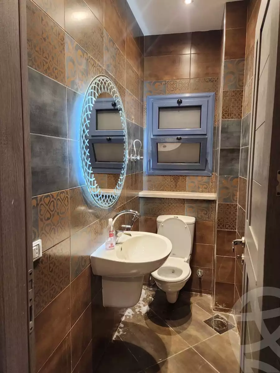 https://aqarmap.com.eg/ar/listing/6540055-for-rent-cairo-new-cairo-el-lotus-lotus-north-lmntq-lthny-llwts-lshmly