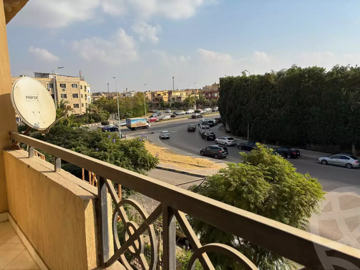 https://aqarmap.com.eg/ar/listing/6540321-for-rent-cairo-new-cairo-compounds-ritaj