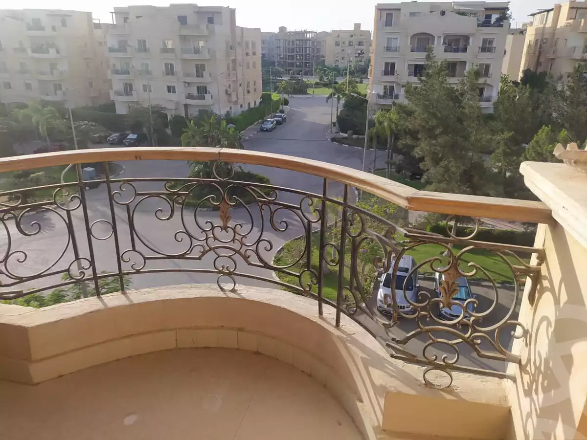 https://aqarmap.com.eg/ar/listing/6542445-for-sale-cairo-el-sheikh-zayed-city-compounds-beverly-hills