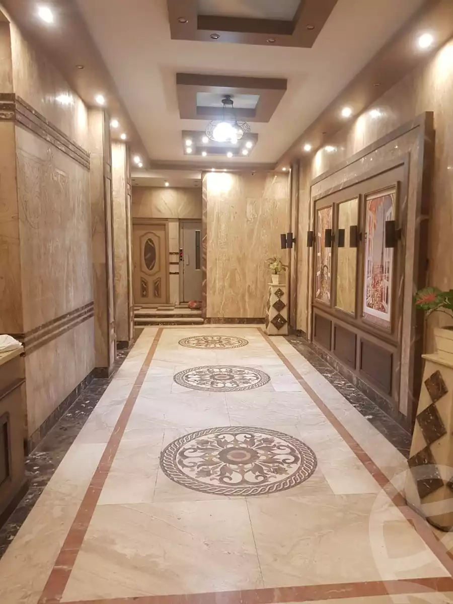 https://aqarmap.com.eg/ar/listing/6543395-for-sale-alexandria-camp-cesar-port-said-street