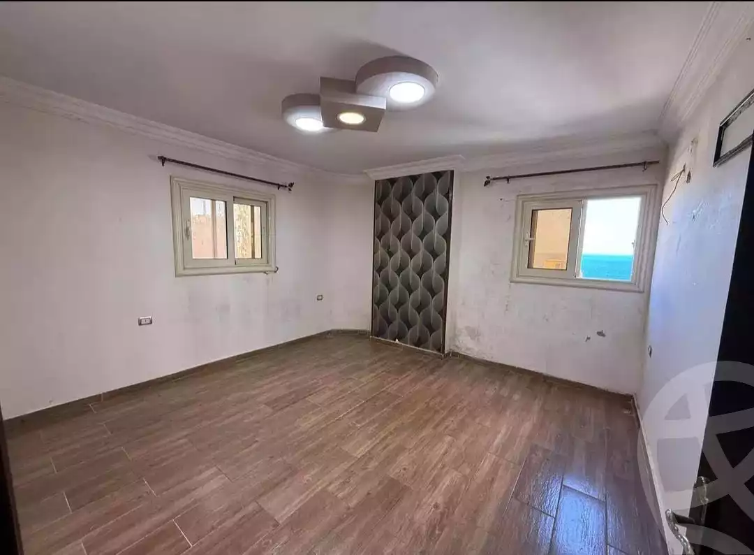 https://aqarmap.com.eg/ar/listing/6543395-for-sale-alexandria-camp-cesar-port-said-street