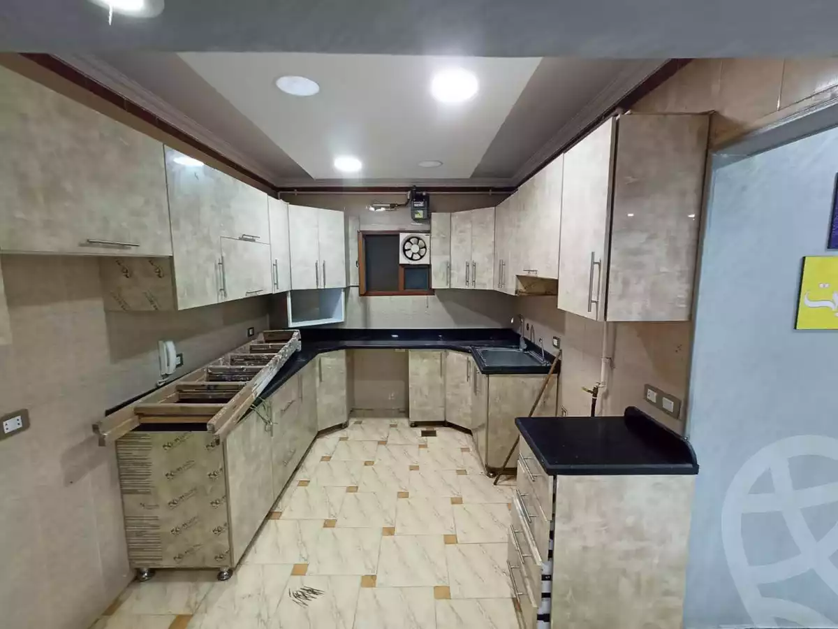 https://aqarmap.com.eg/ar/listing/6544636-for-rent-cairo-helwan-helwan-el-sharkeya-el-maraghi-st