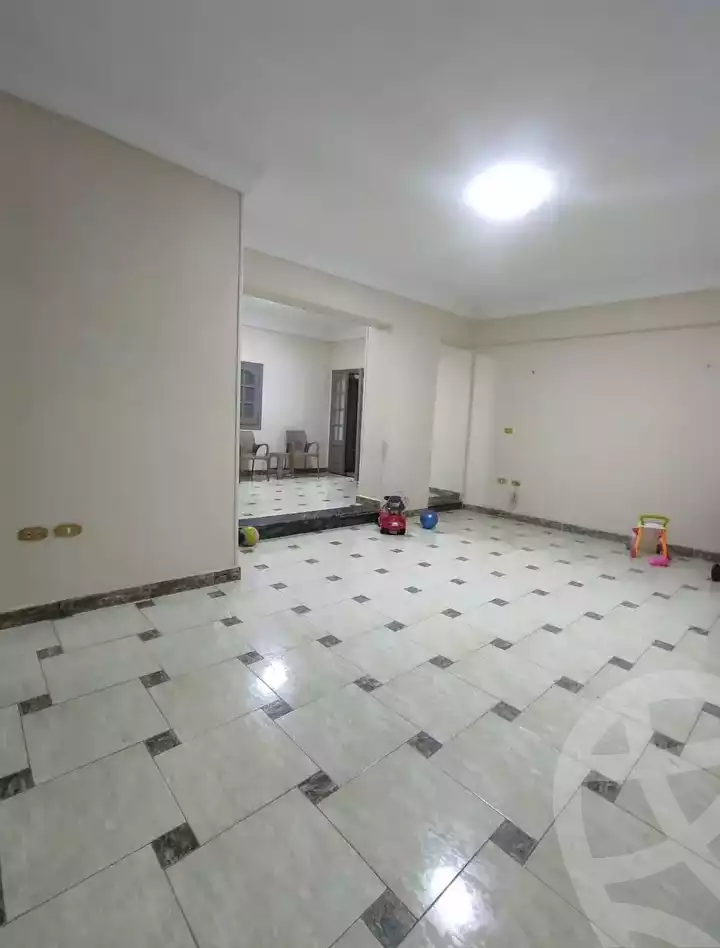 https://aqarmap.com.eg/en/listing/6546993-for-sale-cairo-el-zaytun-lzytwn-lshrqy-toman-bai-st