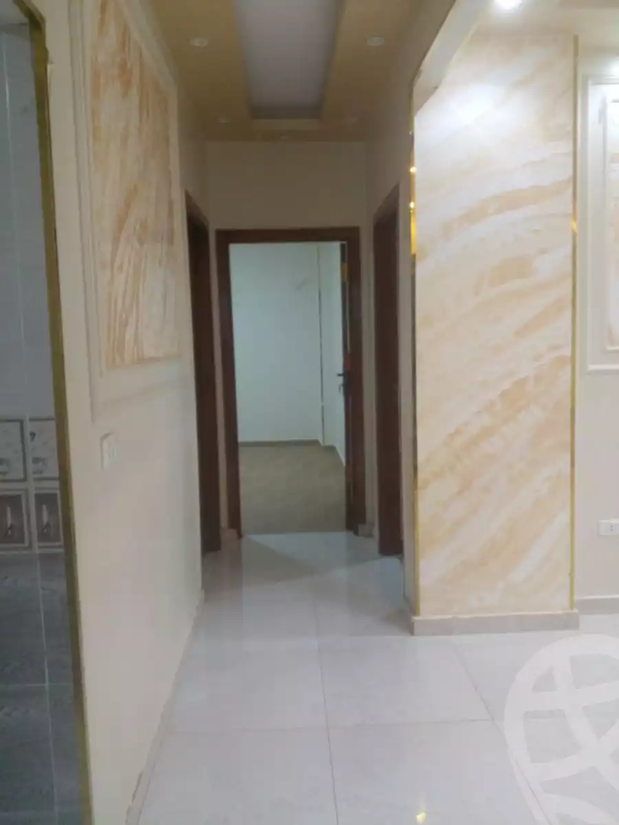 https://aqarmap.com.eg/ar/listing/6548219-for-sale-cairo-6th-of-october-el-ahyaa-neighborhood-3rd-al-hay-al-thalith-st