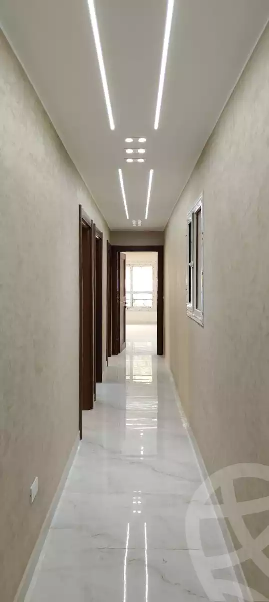https://aqarmap.com.eg/en/listing/6548399-for-sale-cairo-el-sheikh-zayed-city-compounds-el-khamayel