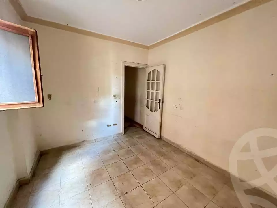 https://aqarmap.com.eg/ar/listing/6550635-for-sale-alexandria-moharram-bey-tryq-qn-lswys